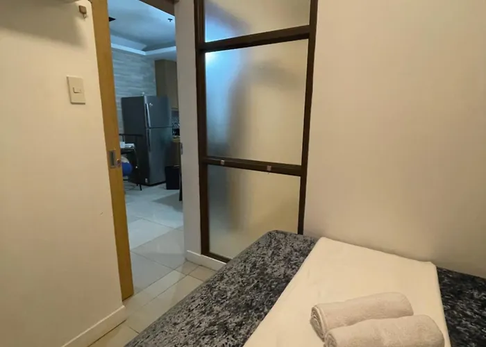 2bedroom With 2balcony With Pool View 1633-34 * Manila