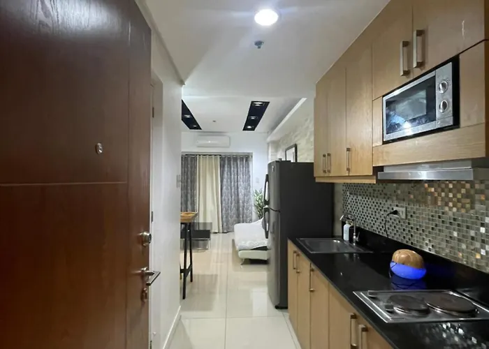2bedroom With 2balcony With Pool View 1633-34 * Manila
